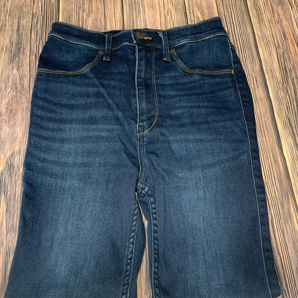 Women’s Abercrombie and Fitch ultra high-rise, jean leggings